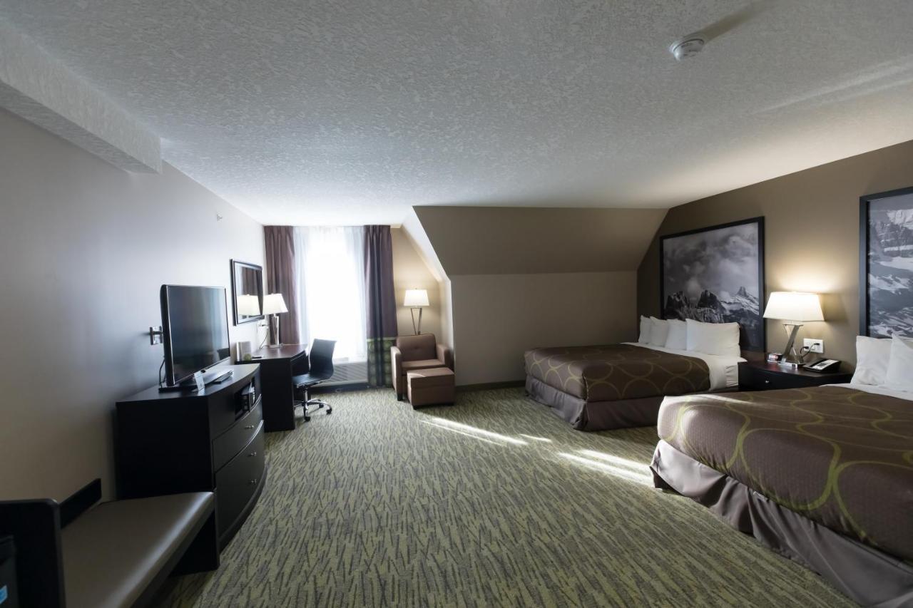 Super 8 By Wyndham Canmore Exterior foto