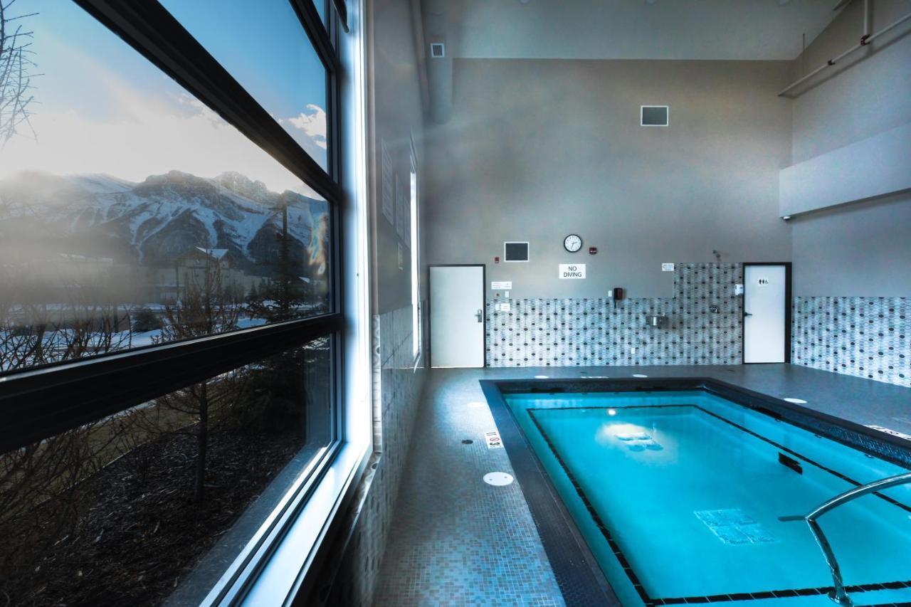 Super 8 By Wyndham Canmore Exterior foto